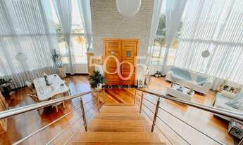 Imagem 2: Casa à venda com 700m2 de área construída e 1100m² de área total