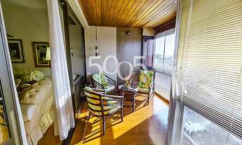 Imagem 4: Excelente apartamento, em andar alto, com ótima localização central, 154m² de área útil co