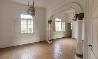 Imagem 7: Imóvel à venda próximo à Praça Duque de Caxias no centro de Itu. Com 1150m2 de terreno e 8