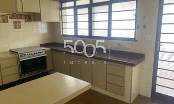 Imagem 6: Casa em excelente bairro, muito tranquilo, próximo ao centro da cidade, farmácias, padaria