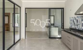 Imagem 5: Casa à venda no Condomínio Portal dos Bandeirantes em Salto, com 195m² de área construída