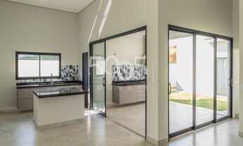 Imagem 6: Casa à venda no Condomínio Portal dos Bandeirantes em Salto, com 195m² de área construída