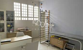 Imagem 4: Excelente imóvel comercial à venda na Vila Nova em ótima localização. Com ampla recepção