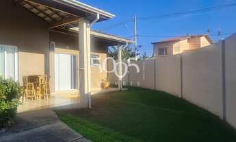 Imagem: Belíssima casa localizada na esquina da