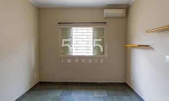 Imagem 7: Casa bem interessante, com pé direito alto e excelente estrutura de construção