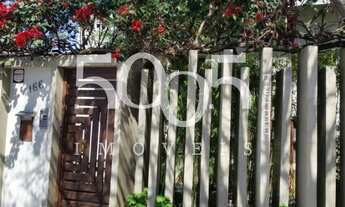 Imagem 2: Casa à venda no Bairro Vila Santa Rosa em Itu, com 370m² de área construída em um terreno