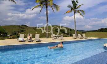 Imagem 6: Terreno excelente em condomínio. Topografia ótima e em localização muito boa no condomínio