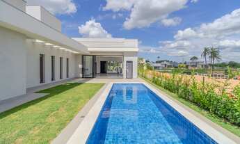 Imagem: Casa térrea em condomínio à venda, condomínio