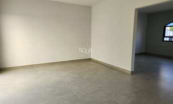 Imagem 4: Casa à venda no Bairro Padre Bento, com 200m² de área construída e 300m² de terreno