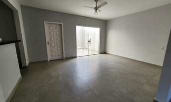 Imagem 6: Casa à venda no Bairro Padre Bento, com 200m² de área construída e 300m² de terreno