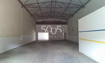 Imagem 2: Galpão disponível para locação no bairro São Luiz, com 270m² construídos e 340m² de terren