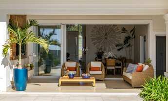 Imagem 7: Excelente imóvel térreo com fundo para área verde, com 380m2 de construção em um terreno d