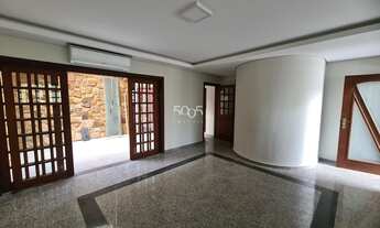 Imagem 2: Linda casa térrea com 196m2 de construção e 302,58m2 de terreno à venda no condomínio Port