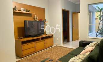 Imagem 7: Casa de esquina térrea, com muita integração, ventilação natural, espaços bem iluminados e