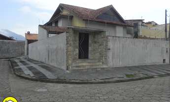 Imagem 4: Casa com 4 dormitórios, piscina à 600 ms da praia em Peruíbe