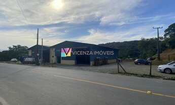 Imagem 6: Galpão com 700 m² de área construída, terreno com 4.172,92 m², bairro