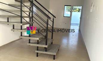 Imagem 2: Sobrado geminado com 3 dormitórios, bairro Boa Vista, Joinville/SC