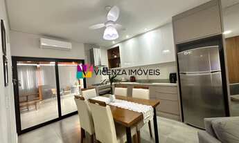 Imagem 7: Sobrado geminado em Condomínio Fechado, com 2 suítes, bairro Floresta, Joinville/SC