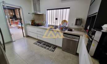 Imagem 4: 4 dormitórios na Rua Gervasio Antonio Chiminazzo