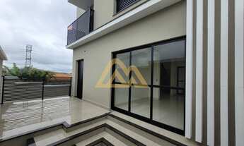 Imagem 2: 3 dormitórios na Rua Lucia Saccoman Junqueira