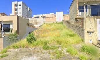 Imagem: 300M² de Área Total na Avenida Geni Carvalho