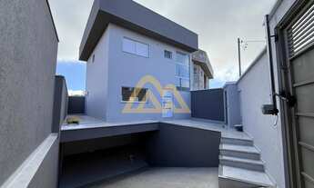 Imagem 2: 3 dormitórios na Rua Das Orquídeas