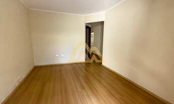 Imagem 2: 3 dormitórios na Rua Professora Lourdes Mourão