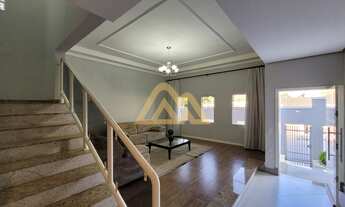 Imagem 2: 4 dormitórios na Rua Constante Marcassa