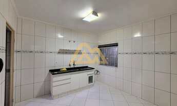 Imagem 4: 3 dormitórios na Rua Professora Lourdes Mourão