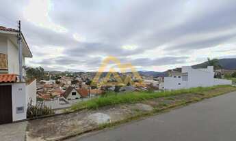 Imagem: 300M² de Área Total na Rua Jurandir Franco