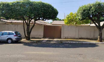 Imagem: CASA RESIDENCIAL em PIACATU - SP, Centro