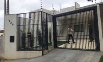 Imagem: CASA RESIDENCIAL em MARINGÁ - PR, JARDIM