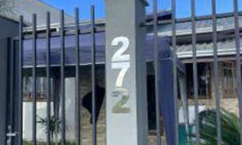 Imagem 4: CASA RESIDENCIAL em TIJUCAS - SC, Centro