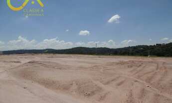 Imagem 3: Área Industrial terraplanada em Itatiba, SP