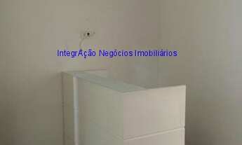 Imagem 3: Condomínio com recepção e portaria. Excelente localização á 7 minutos andando para a esta