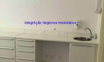 Imagem 4: Condomínio com recepção e portaria. Excelente localização á 7 minutos andando para a esta