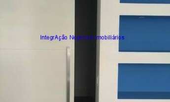 Imagem 2: Condomínio com recepção e portaria. Excelente localização á 7 minutos andando para a esta