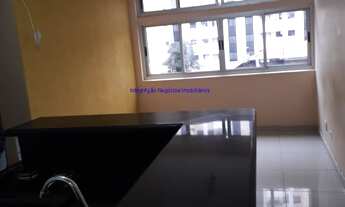 Imagem 6: Condomínio com portaria e segurança. Localização privilegiada entre as ruas Bela Cintra