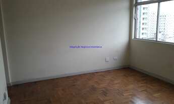 Imagem 2: Condomínio com portaria e segurança 24hrs. Excelente localização próximo a estação do met