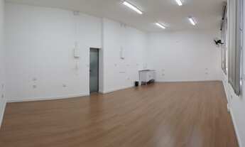 Imagem 6: Sala comercial 50,55m², 01 sala e 01 banheiro. Condomínio com recepção. Excelente loca