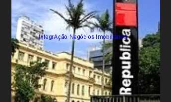 Imagem: Condomínio com portaria e segurança. Excelente