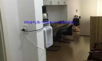 Imagem 3: Conjunto Comercial MOBILIADO 38m², 01 banheiro, reformada, piso laminado, tudo novo. Con