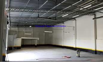 Imagem 4: Galpão 350m² e 638m² de terreno, 2 banheiros, 6 vagas de garagem. Excelente investimento