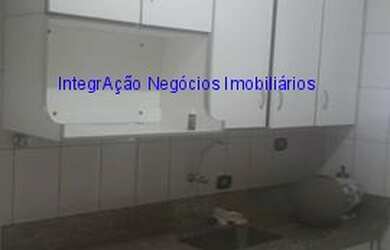 Imagem 13: Condomínio com portaria e segurança. Ótima localização 400 metros da estação de metrô Osc