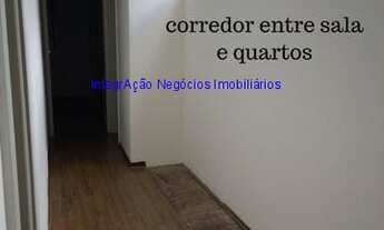 Imagem 2: Apartamento 130M², São três quartos grandes, dentre eles uma suíte, todos com armários em