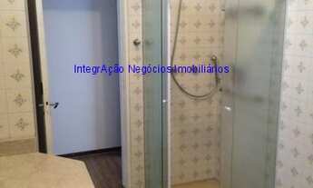 Imagem 5: Apartamento 130M², São três quartos grandes, dentre eles uma suíte, todos com armários em