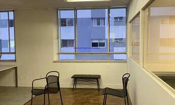 Imagem 7: Condomínio com recepção e segurança. Excelente localização á 03 minutos andando para a es