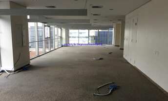 Imagem 6: Conjunto comercial 165m² e 02 banheiros. Condomínio com portaria e recepção. Excelente l