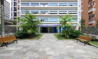 Imagem 2: Apartamento 200m², 03 dormitórios (sendo 01 suíte), 03 banheiros e 02 vagas de garagem. C