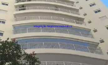 Imagem: Condomínio com Segurança, Vigilante, Jardim